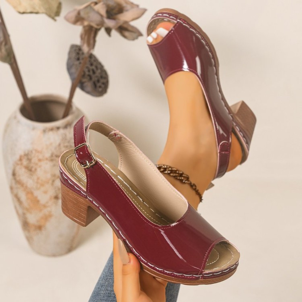 Women Fashion Trend 2026 - Novas Sandálias Femininas de Salto 2026: